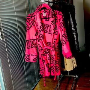 VICTORIA SECRET | Hot Pink | Black Logo | Women | Robe